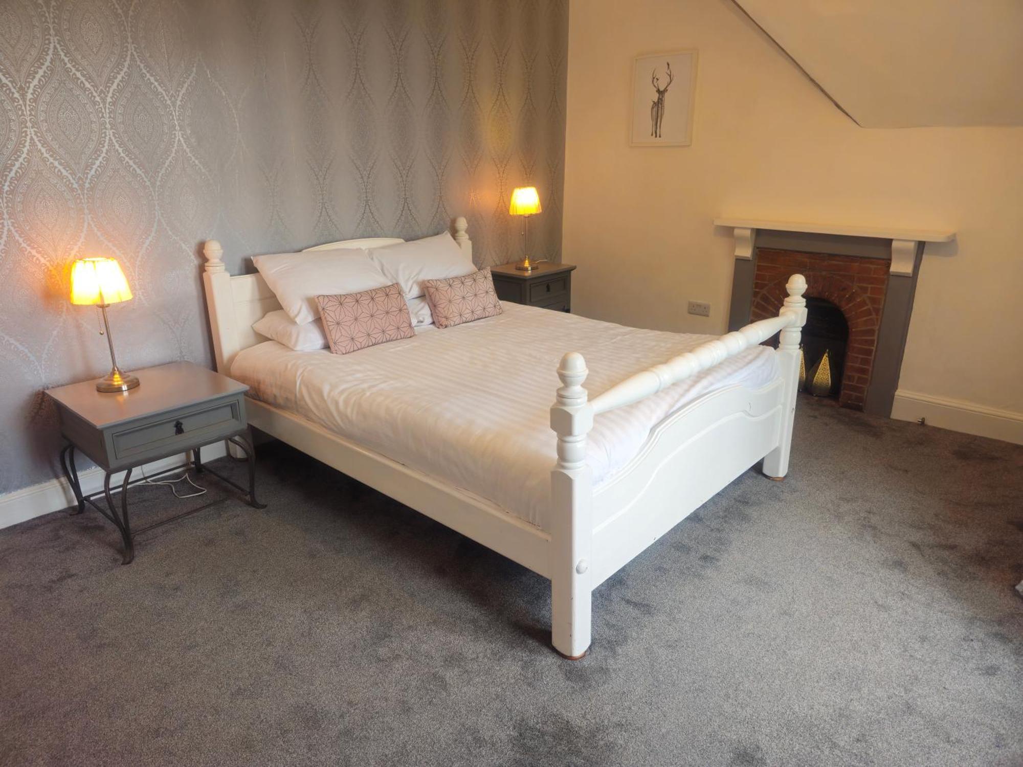 Exquisite 10 Bed Villa Hot Tub And Games Room บาร์นสเตเปิล ภายนอก รูปภาพ