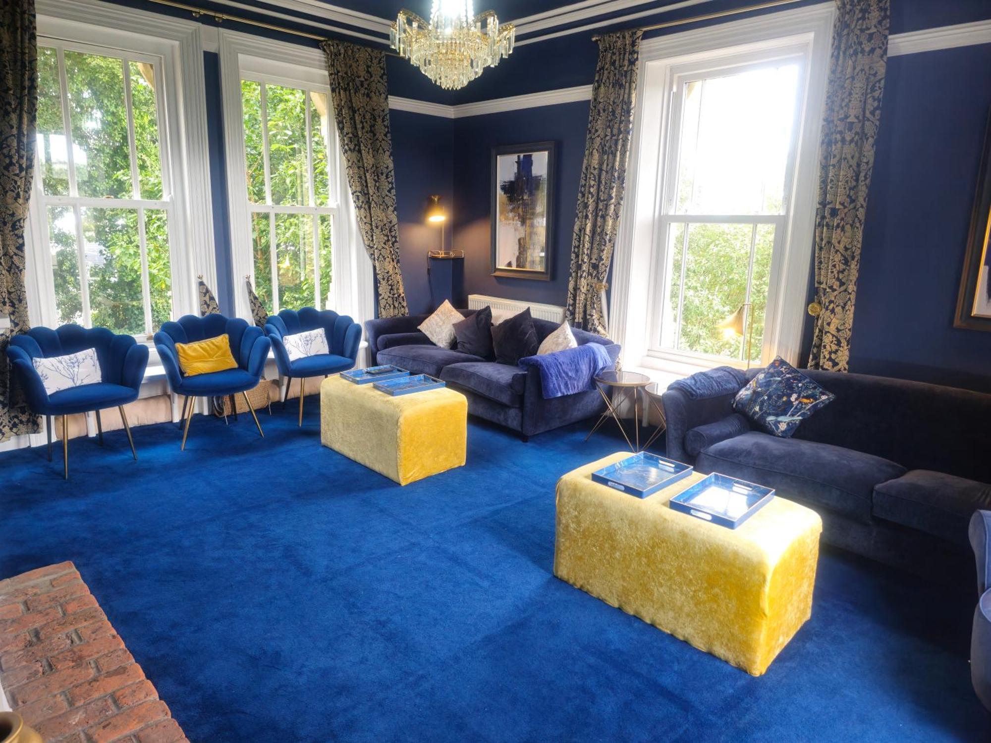 Exquisite 10 Bed Villa Hot Tub And Games Room บาร์นสเตเปิล ภายนอก รูปภาพ